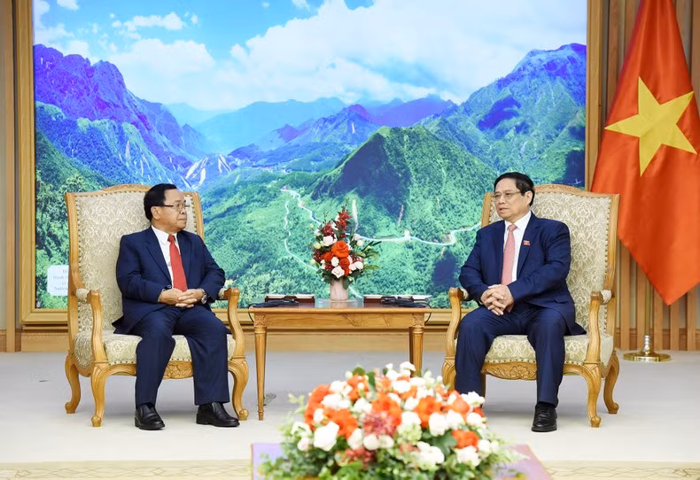 En la reunión. (Fotografía: Nhan Dan)