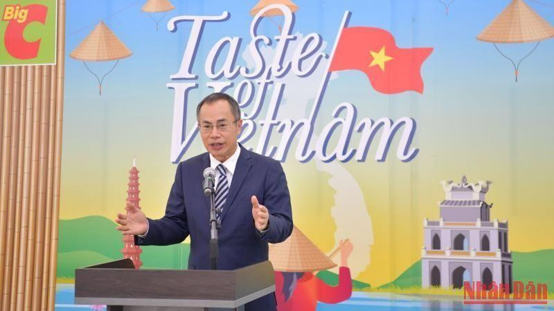 El embajador Phan Chi Thanh interviene en el evento. (Fotografía: Nhan Dan)
