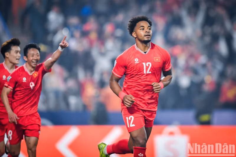 Nguyen Xuan Son abre el marcador a favor de Vietnam. (Fotografía: Nhan Dan)