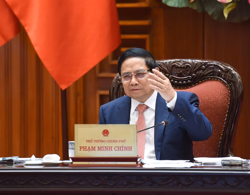 El primer ministro Pham Minh Chinh habla en la sesión. (Fotografía: Nhan Dan)