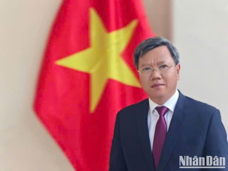 El embajador vietnamita en Cuba, Le Quang Long. (Fotografía: Nhan Dan)