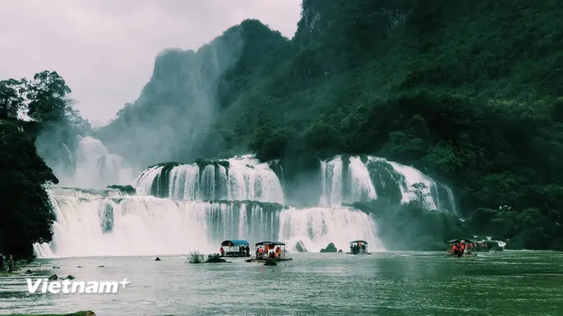 La belleza de las cascadas de Ban Gioc en la norteña provincia vietnamita de Cao Bang. (Fotografía: VNA)