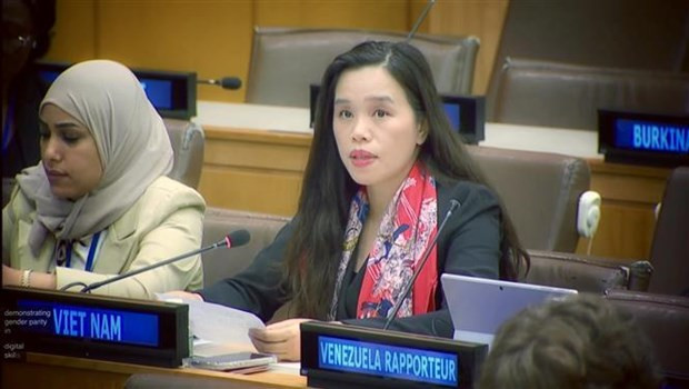 La ministra consejera y jefa adjunta de la delegación permanente de Vietnam ante las Naciones Unidas, Le Thi Kim Thoa. (Fotografía: VNA)