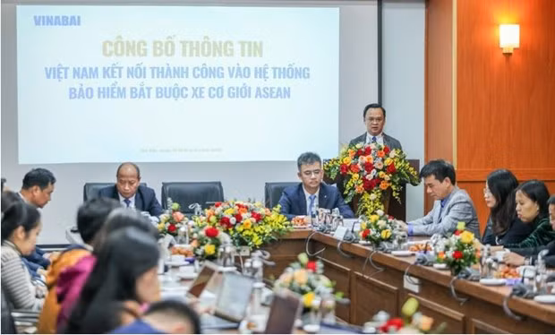 Vietnam se ha conectado con éxito al sistema de base de datos del Seguro Obligatorio de Vehículos Motorizados (ACMI) de la ASEAN. (Fotografía: VNA)