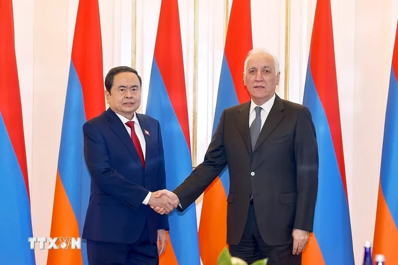 El presidente de la Asamblea Nacional de Vietnam, Tran Thanh Man, y el presidente armenio, Vahagn Khachaturyan. (Fotografía: VNA)