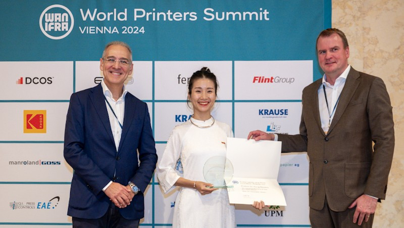 Periódico Nhan Dan recibe Premios a la Sostenibilidad y la Innovación en la Impresión en Austria.