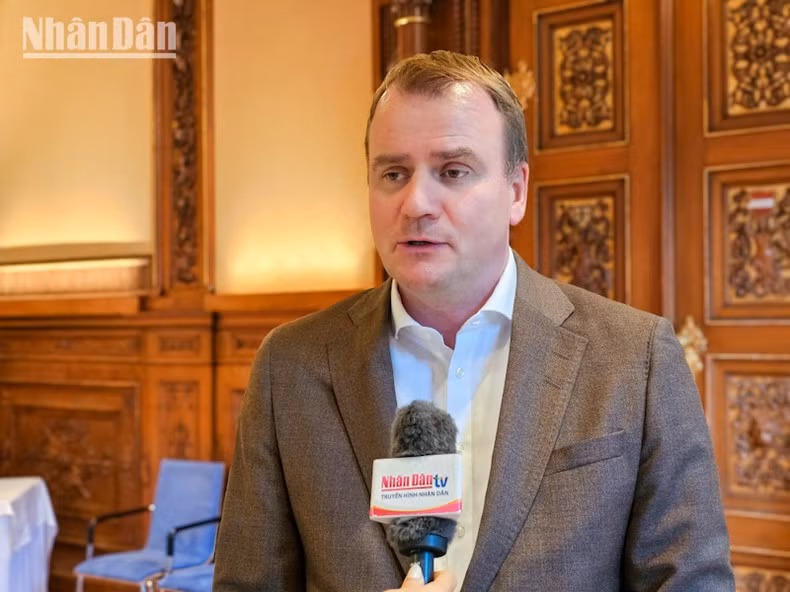 Ingi Olafsson, director de la Asociación Mundial de Periódicos y Editores de Noticias.