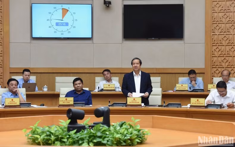 El ministro de Educación y Formación, Nguyen Kim Son.