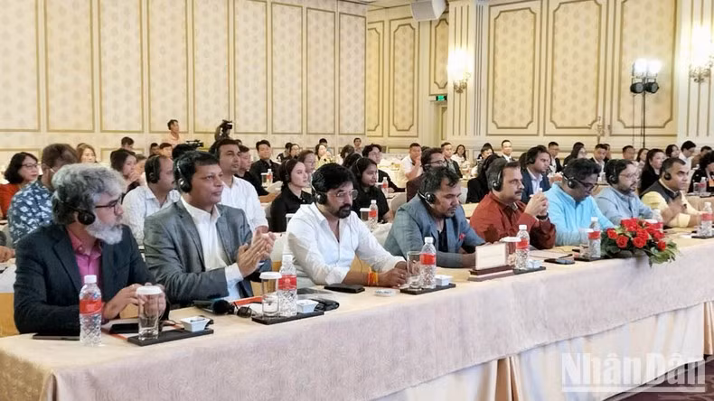 Delegados indios en el evento.