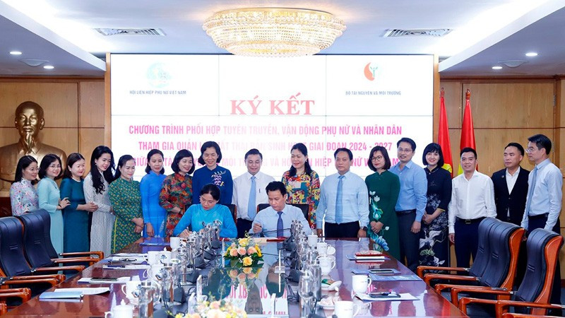Vietnam mejora conciencia en clasificación y reciclaje de residuos sólidos domésticos 