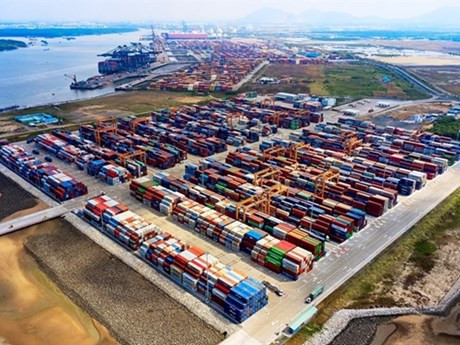 Contenedores de carga en el puerto de Cai Mep - Thi Vai (Foto: VNA)