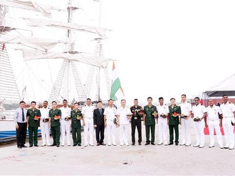 El buque escuela INS Sudarshini de la Armada de la India (Fuente:VNA)