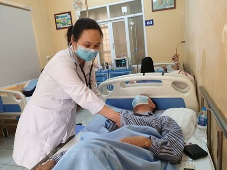 Intensifican cooperación en mejorar atención de salud para pobladores