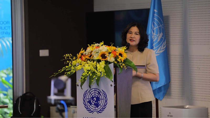 Nguyen Thi Ha, viceministra del Ministerio de Trabajo, Inválidos de Guerra y Asuntos Sociales habla en el evento. 