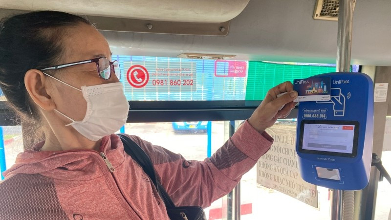 Ciudad Ho Chi Minh ampliará la aplicación de sistema de pago automático de autobús