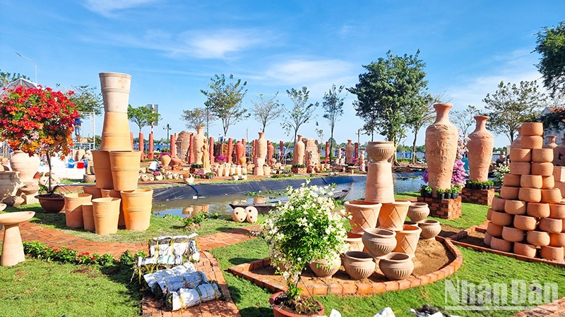 Vinh Long inaugurará parque de cerámica roja 