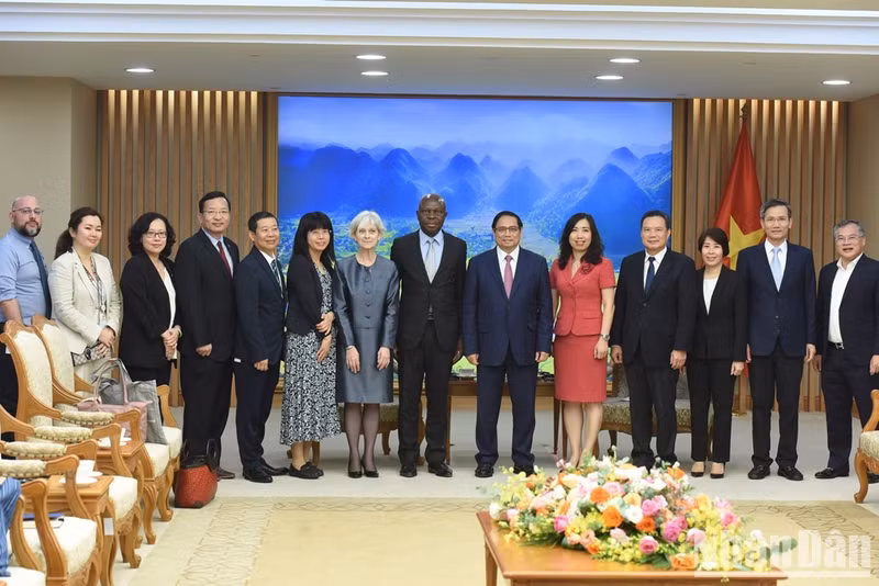 Asistentes al encuentro. Asistentes al encuentro.