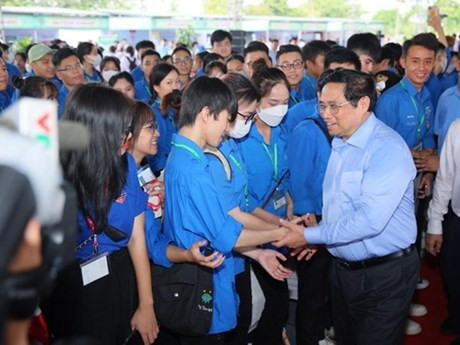 El primer ministro Pham Minh Chinh sostendrá diálogo con jóvenes en marzo (Fotografía: VNA)