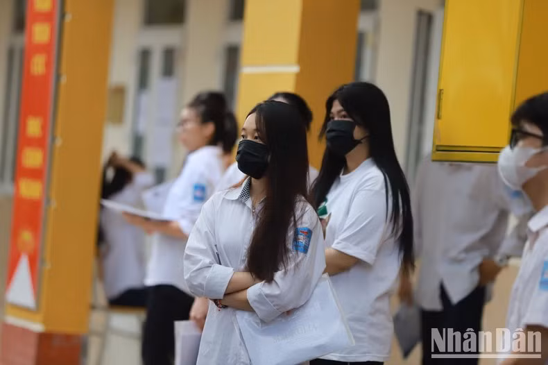 Los educandos no pueden ocultar su preocupación antes del importante concurso.