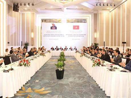 Panorama del V Seminario Teórico entre los Partidos Comunistas de Vietnam y Cuba (Foto: VNA)