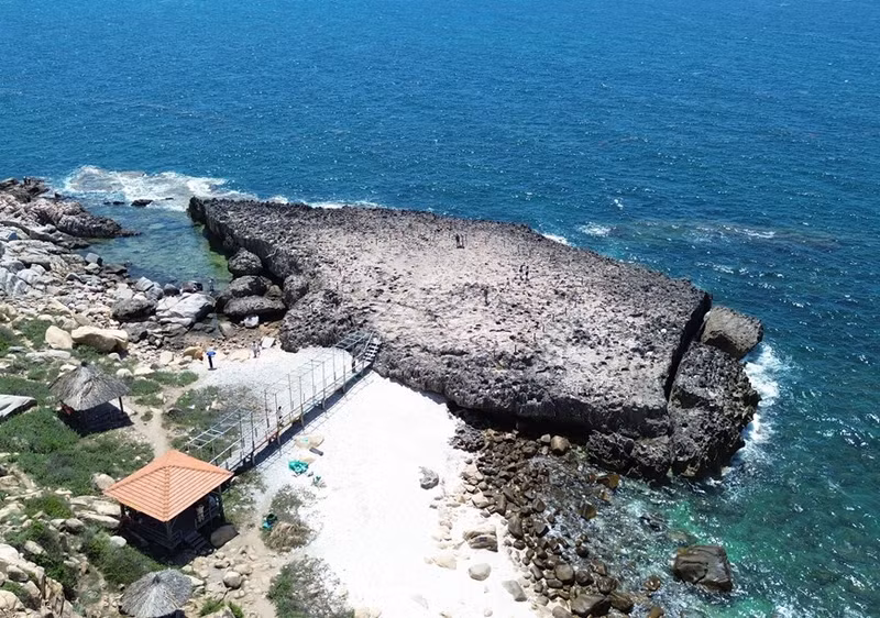 El antiguo arrecife de coral en la cueva Rai, en la Reserva de la Biosfera de Nui Chua, provincia de Ninh Thuan. (Foto: VNA)