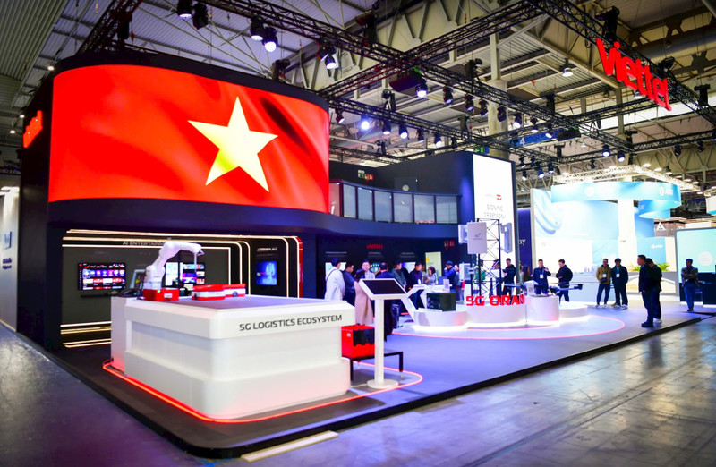 El stand de Viettel en el Congreso Mundial de Telefonía Móvil, en España. 
