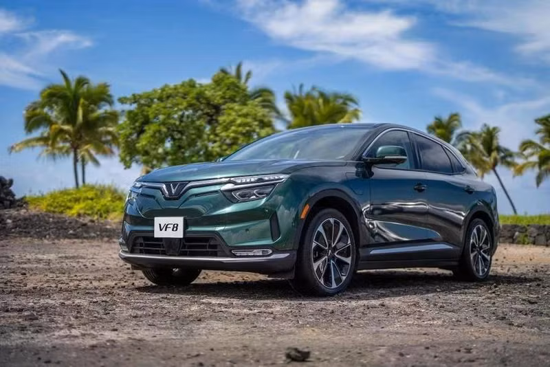 VinFast coopera con JIGA para expandir servicio de vehículos eléctricos en Filipinas