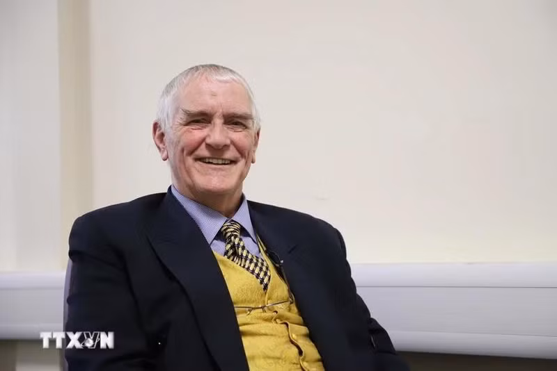 Simon Best, profesor titular de Gestión e Innovación en la Universidad de Middlesex (Fuente: VNA)