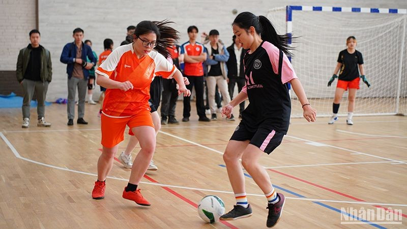 Impresionante Festival de Deporte Estudiantil en San Petersburgo.