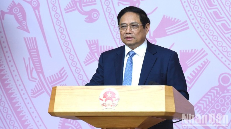 El primer ministro de Vietnam, Pham Minh Chinh, interviene en la cita. (Fotografía: Nhan Dan)
