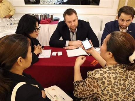 Empresas de Vietnam y Polonia intercambian sobre las oportunidades de cooperación. (Fuente: VNA)