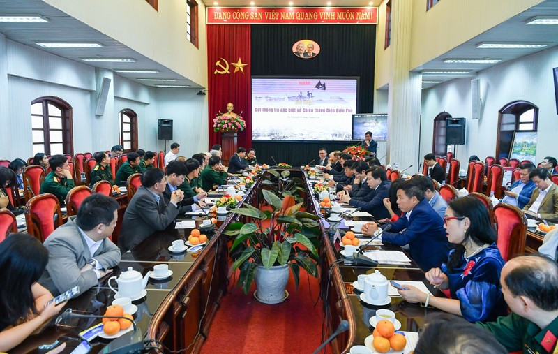Periódico Nhan Dan presenta proyecto de información especial sobre victoria de Dien Bien Phu.