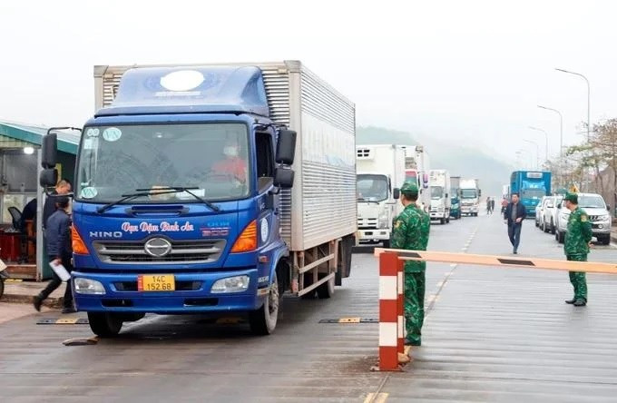 En la puerta fronteriza internacional de Mong Cai en la provincia de Quang Ninh. (Fotografía: VNA)