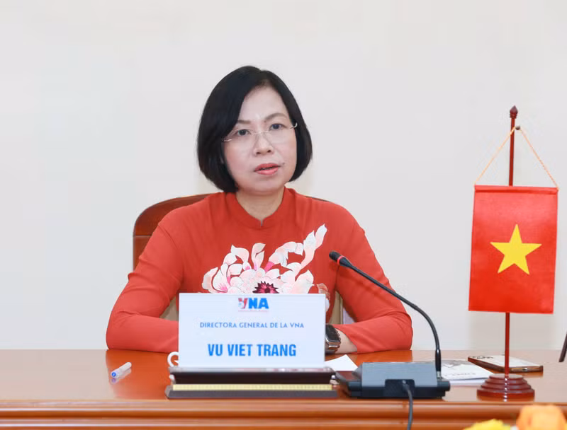 La directora general de la VNA, Vu Viet Trang, habla en el evento. (Fotografía: VNA)