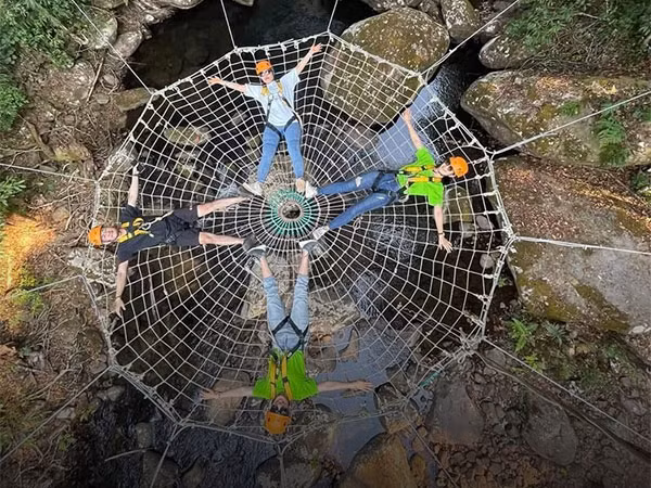 Turistas en Laos. (Fotografía: Internet)