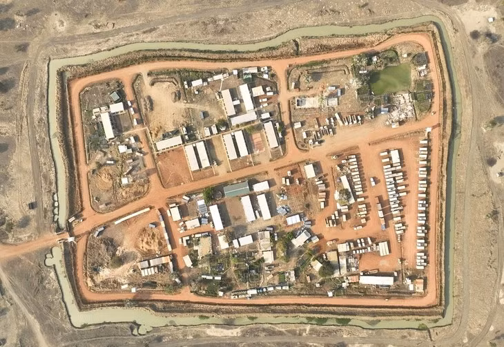 La base del equipo de ingenieros vietnamitas en Abyei vista desde arriba. (Fotografía: Segundo equipo de ingenieros del Ejército de Vietnam en Abyei)