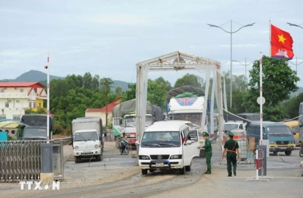 En la puerta fronteriza internacional de Tinh Bien. (Fotografía: VNA)