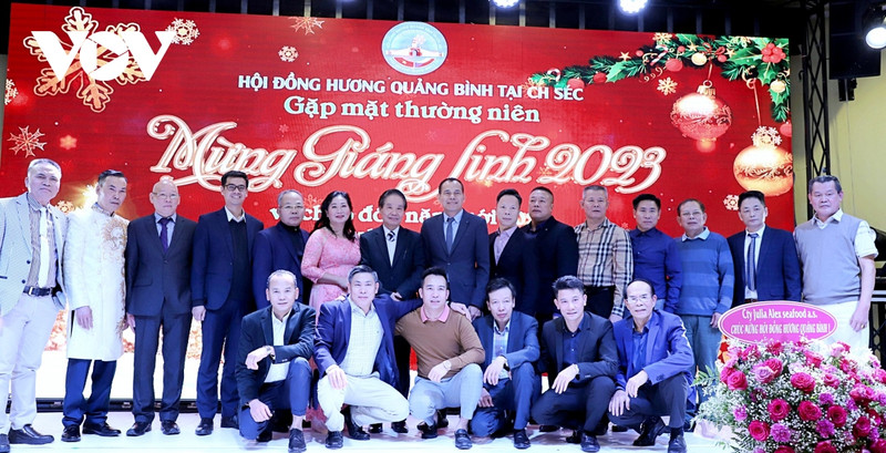 Vietnamitas en República Checa celebran Año Nuevo 2024. (Fotografía: VOV)