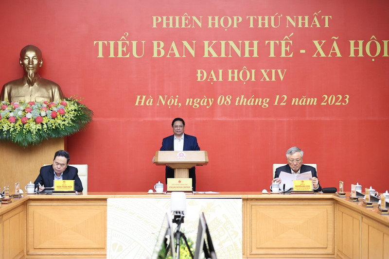 El primer ministro Pham Minh Chinh habla en el evento. (Fotografía: VNA)