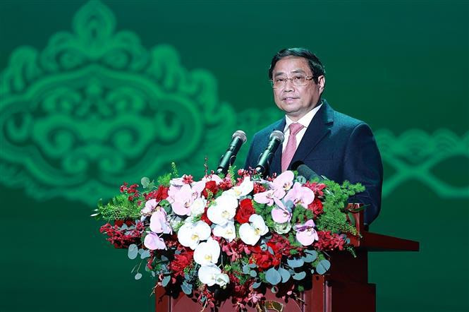 Primer ministro Pham Minh Chinh en la cenemoria. (Fotografía: VNA)