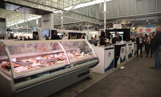 Exportadores vietnamitas participan en feria de mariscos de Norteamérica. (Fotografía: VNA)