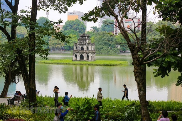 El lago Hoan Kiem en Hanói. (Fotografía: VNA)