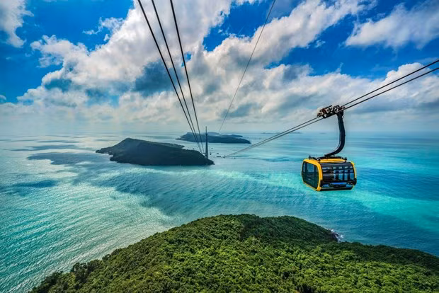 Hon Thom es el teleférico de tres cables más largo del mundo. (Fotografía: VNA)