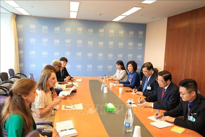 El panorama de la reunión entre representantes vietnamitas y de las Naciones Unidas. (Fotografía: VNA)
