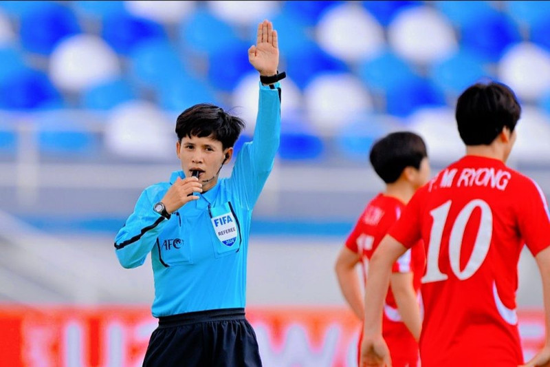 La arbitra Le Thi Ly. (Fotografía: sggp.vn)