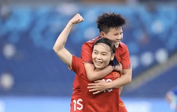 Las jugadoras vietnamitas celebran su victoria. (Fotografía: vtc.vn)