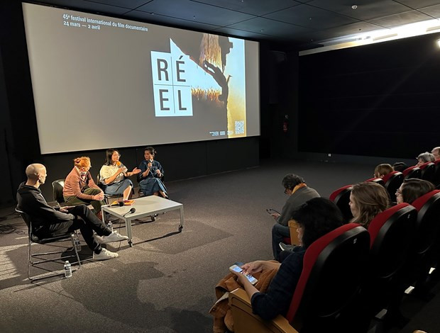 Escena del intercambio con el público. (Fotografía: VNA)