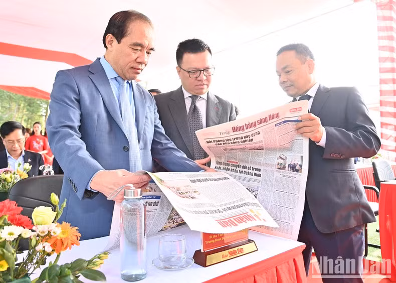 En la ocasión, se lanzan páginas de regiones económicas clave en todo el país.