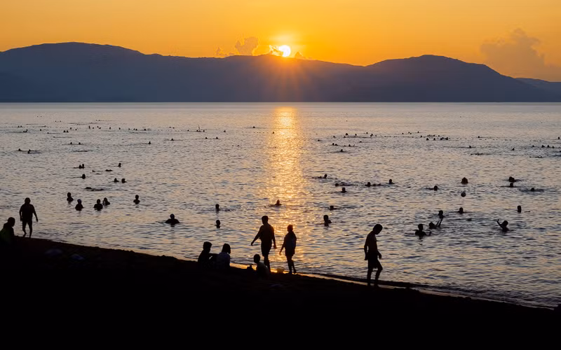 En la playa de Quy Nhon, despertarse con el amanecer es una experiencia que no hay que perderse.