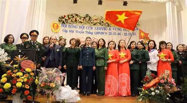 Conmemoran 78 aniversario del Ejército Popular de Vietnam en Alemania. (Fotografía: VNA)
